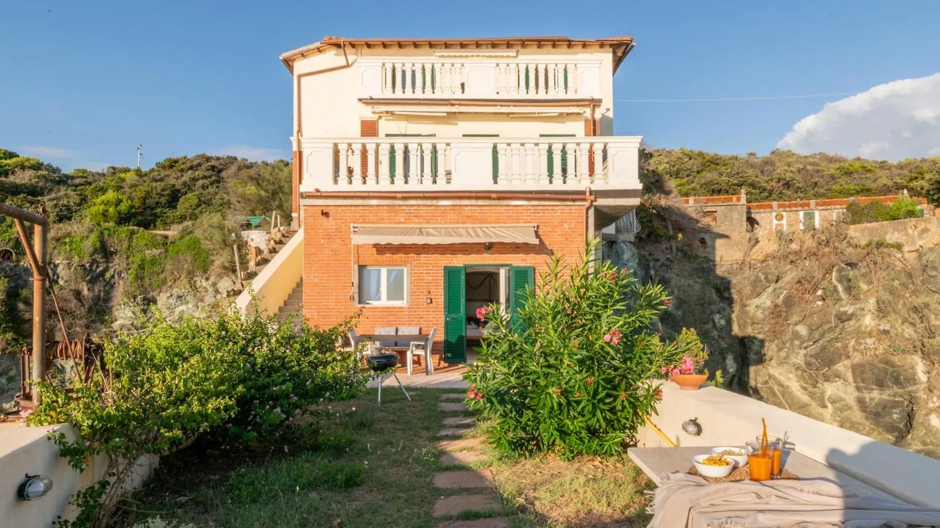 Magic Seaside Apartment By Pleiades Home Rosignano Marittimo Italia